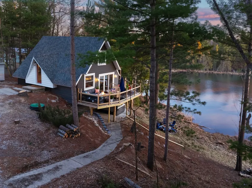 A-Frame Escape | Hot Tub, Lake Views, Game Room - Image 1