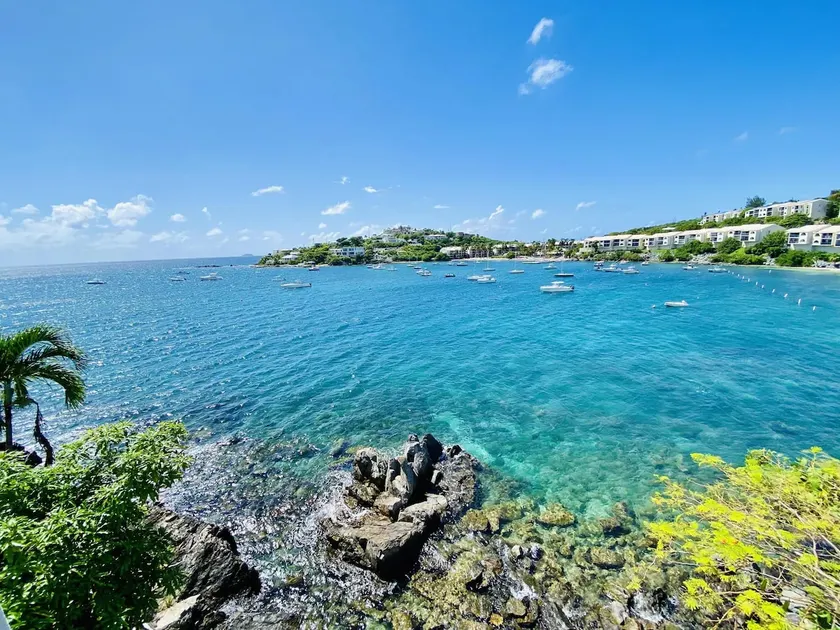 Luxury condo with panoramic water views! - Image 1