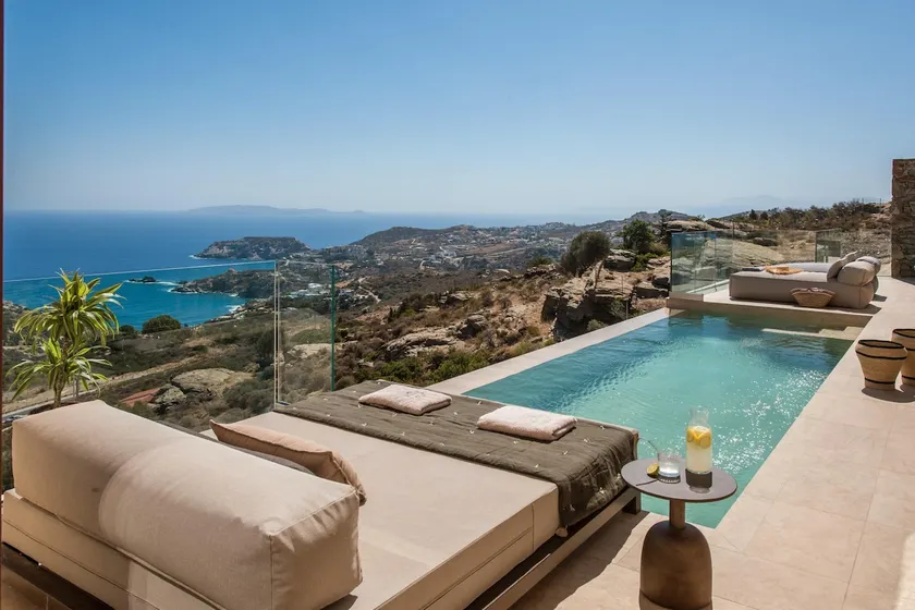Villa Helios - Elevate your Senses - Image 1