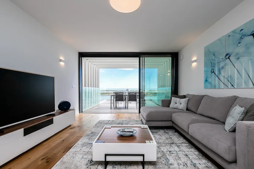 Elegant Waterfront Condo in Fuseta - Image 1
