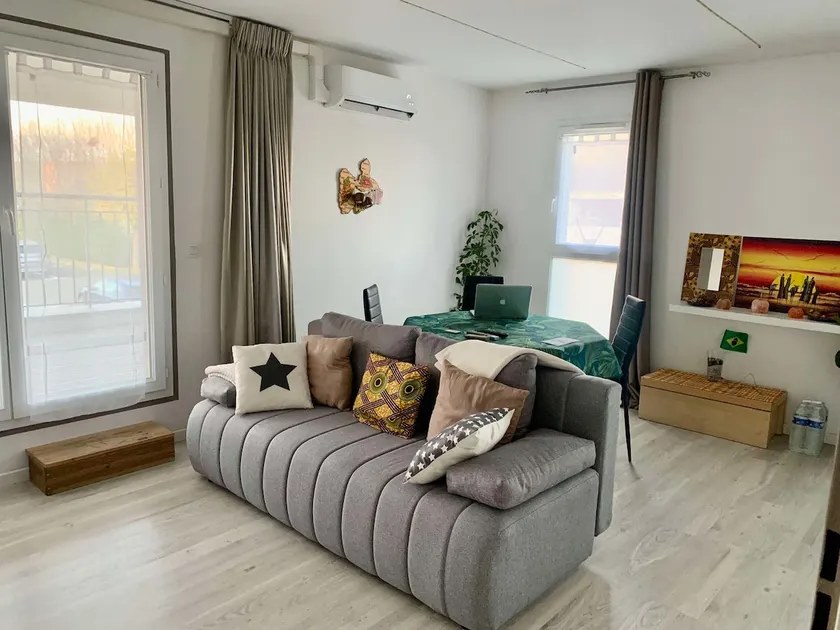 Apartment In Very Quiet Residence - Image 1