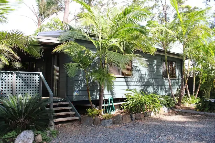 Deluxe 2 bedroom Bungalow, Safety Beach - Image 1