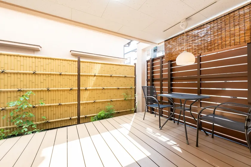Entirely private/Spacious wood terrace + soothing Japanese-style room/6 minutes from the station/Good access to Narita and Ueno - Image 1