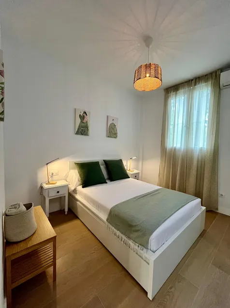 Nervion Premium Suites A1 - Image 1