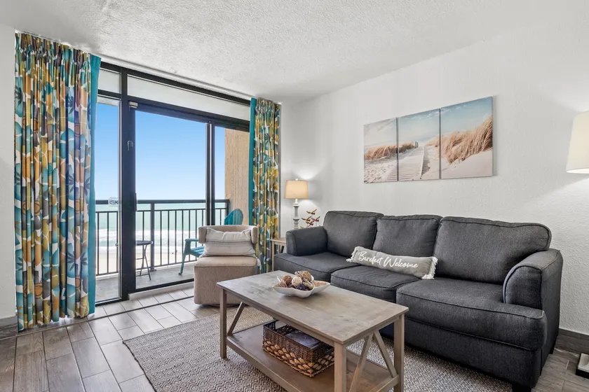 Stunning Oceanfront Remodeled,Flooring,New Kitchen - Image 1