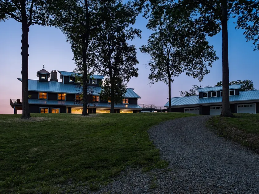 Big Sky Lodge - Image 1