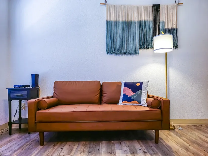 Zion Place-Great Location! 2 bed/1 bath - Image 1