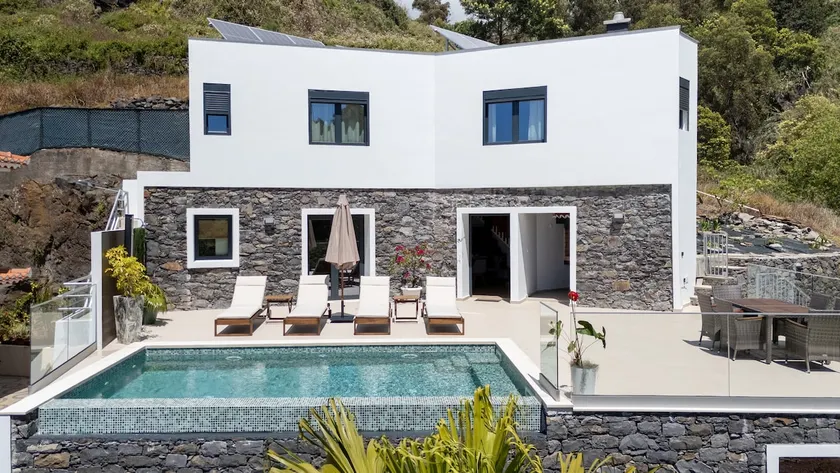 Villa w/ Private Heated Pool, Office, Gym- Madeira - Image 1