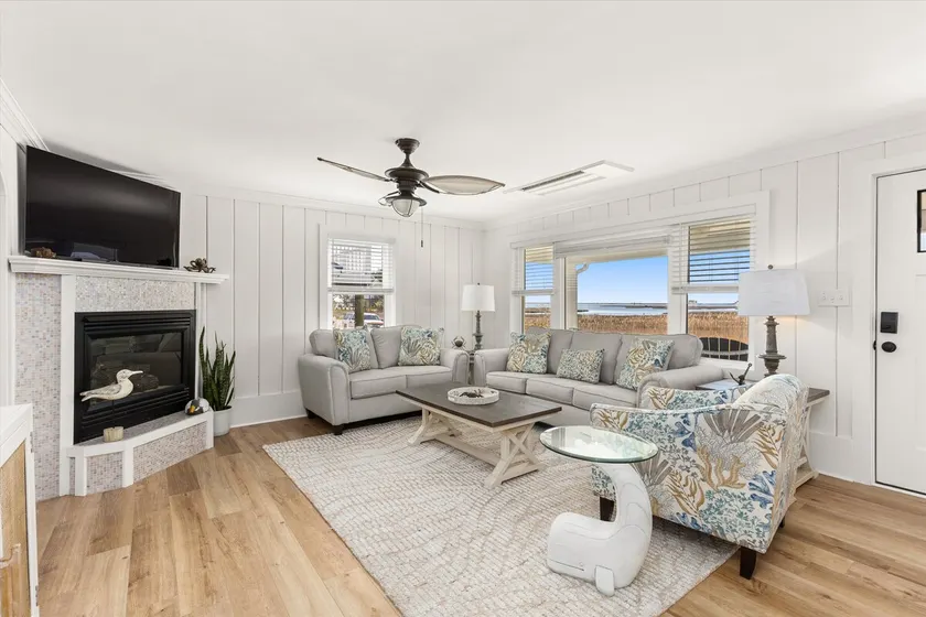 Snug Harbor Hideaway | Waterfront & Fire Pit! - Image 1