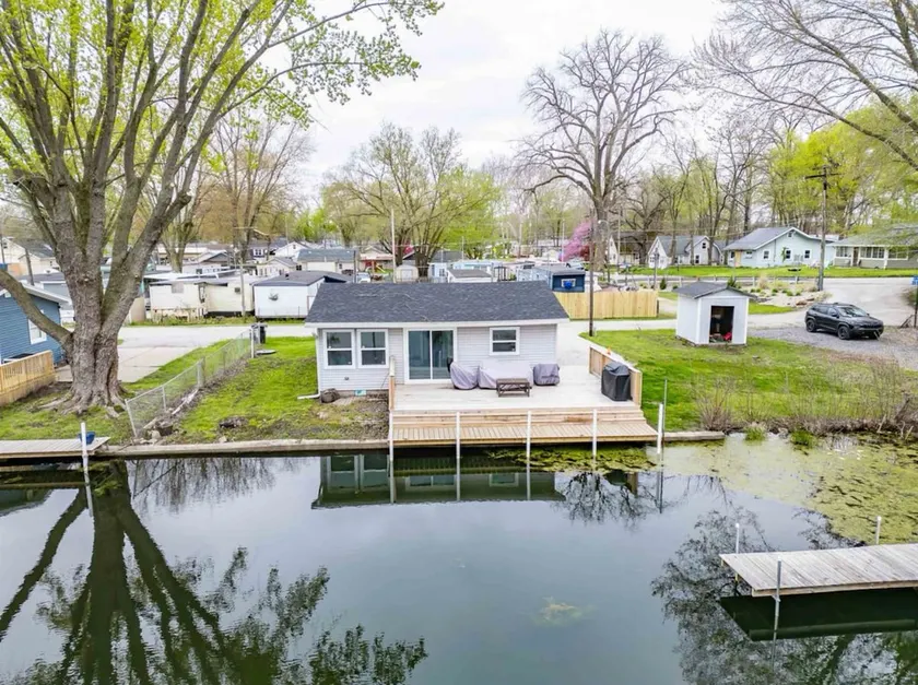 Northeast Lake Escapes - Image 1