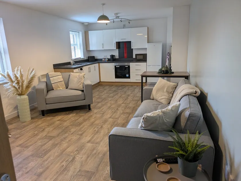 Ground Floor Apartment - Cloisters Coastal Escape - Image 1