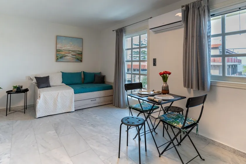SeaREN Apartment - Image 1