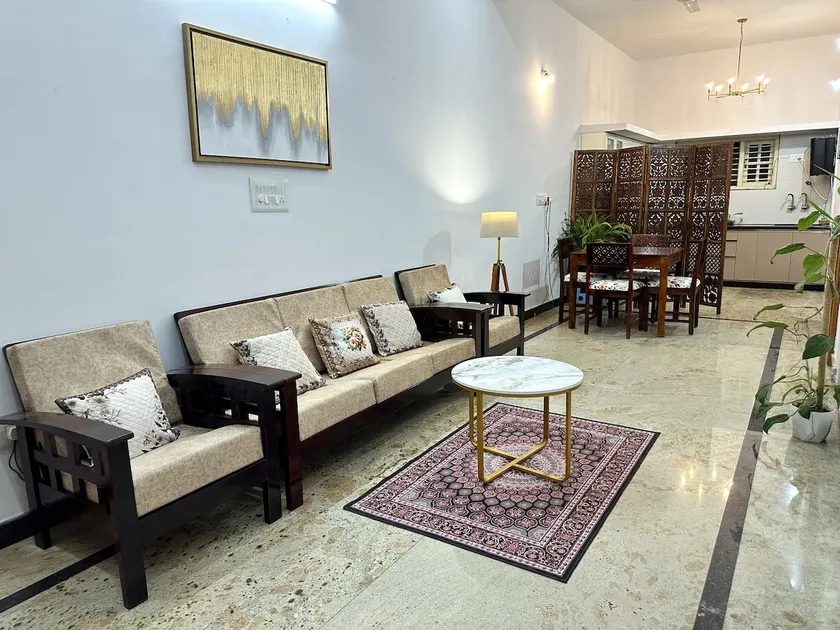 Casa Grandeur | AC 2BHK | Ideally Located - Image 1
