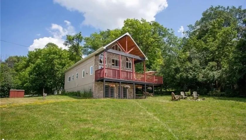 Kawartha Lakes Lakeside Cottage! - Image 1