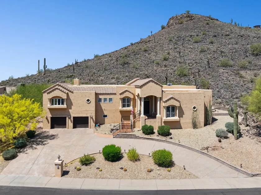 7,000 Sqft Home | pool | Movie Theater | Sauna - Image 1