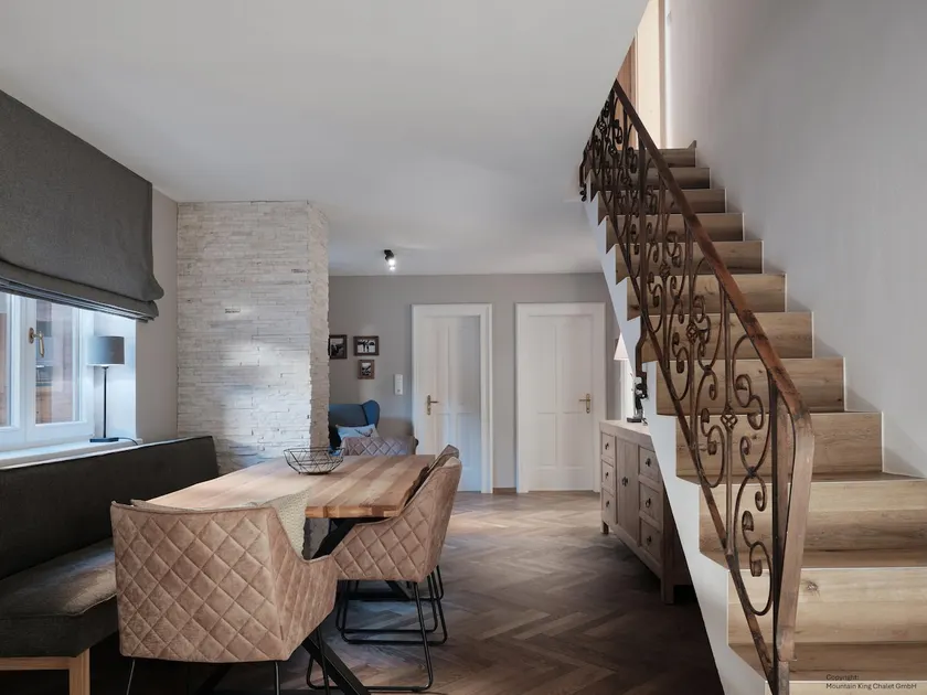 Mountain King Chalet 5 - Image 1