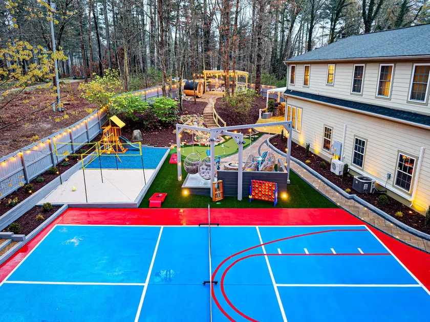 Asheville Mansion: Spa, Games, Sleeps 28 - Image 1