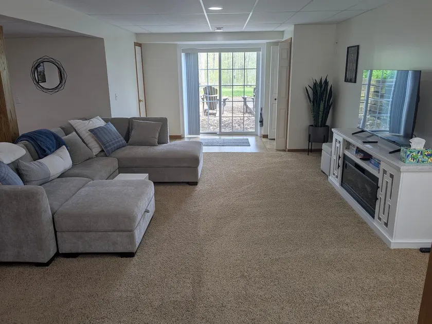 Spacious & Serene Basement Apt. - Image 1