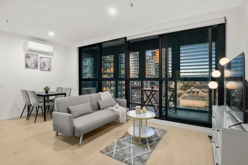 Stylish 1BR Box Hill | Gym | Near Shops & Transit - Image 1