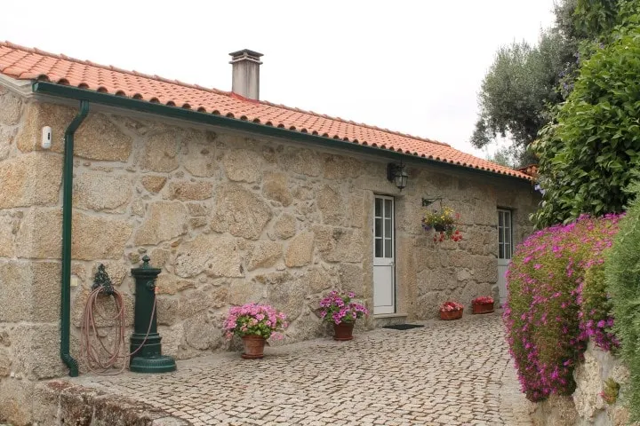 Authentic apartment in rural area - Image 1