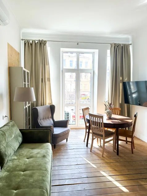 Domillion new Provence 3bdr 2bath w parking P365 - Image 1
