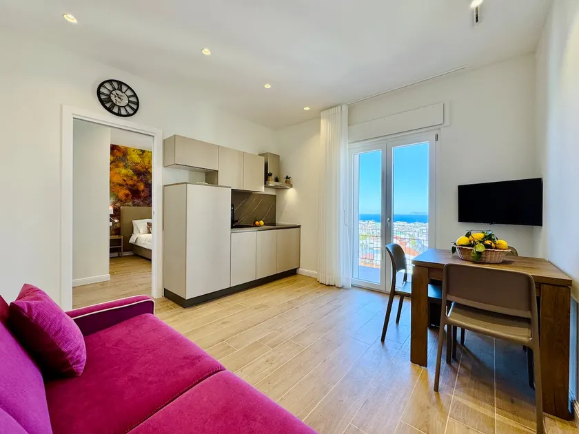 YourHome - Il Pino Rooms & Apartment - Image 1