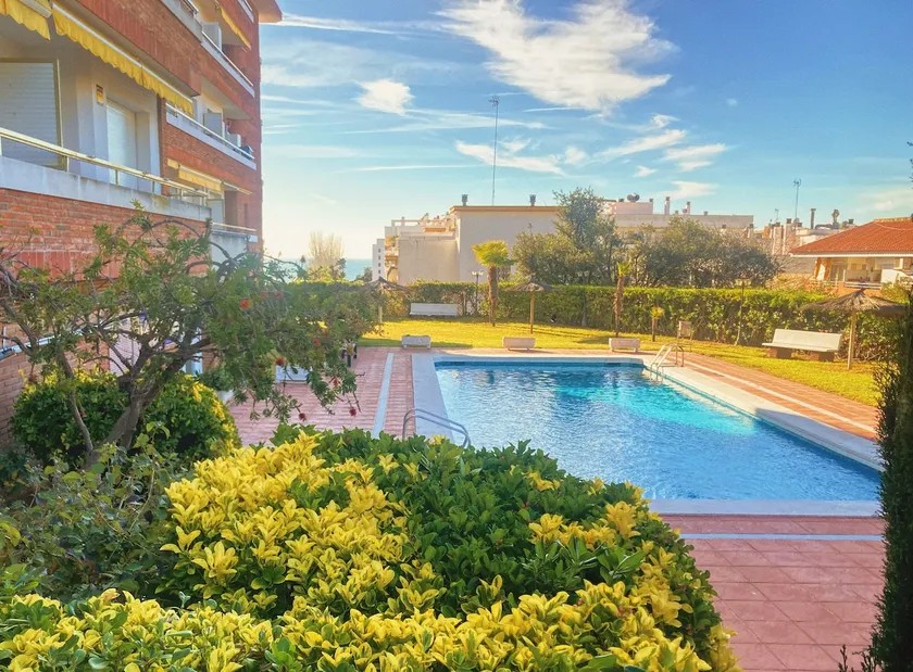 @ Home Lloret - family apt near beach with 2 pools - Image 1