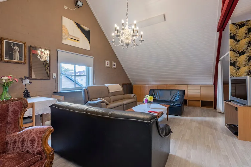 Het Slakkenhuis, attic apartment 2/4 people - Image 1