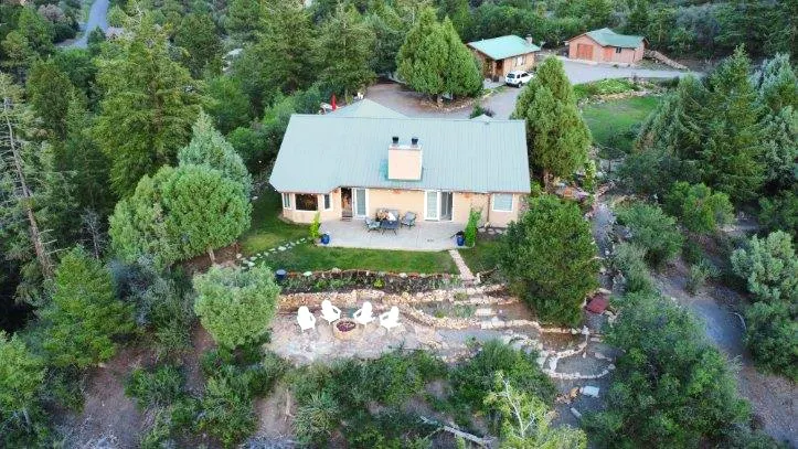 Mountaintop Haven - Image 1