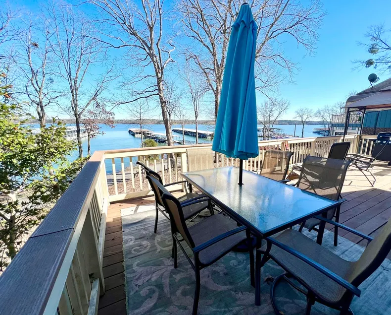 Lake Living with Amazing Views of Lake Hartwell - Image 1