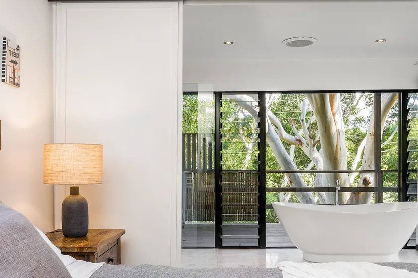 Getaway in the Byron hinterlands - Image 1