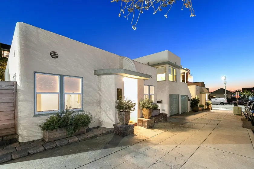 La Giardino, a Stylish Mediterranean Bungalow - Image 1