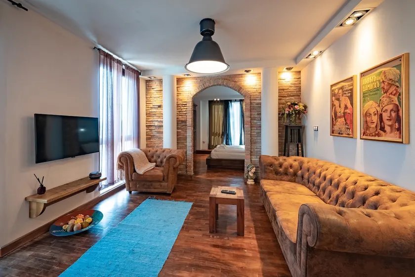 Le Rendezvous apartment New Town- One- Bedroom - Image 1