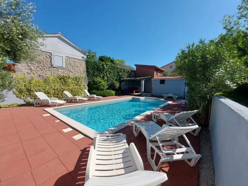 4-bedrooms with private pool ! - Image 1