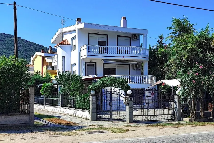 Nea Iraklitsa Micky's Holiday Villa - Image 1