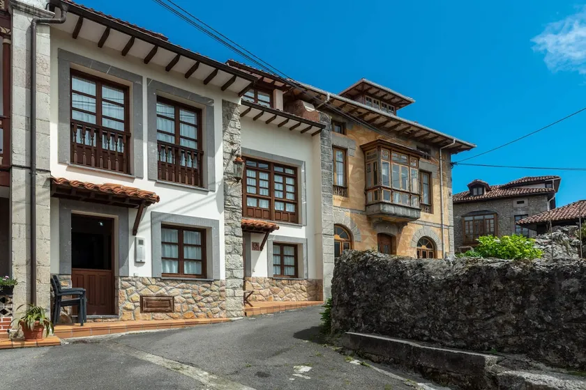 15A10 Casa Indiana I in Llanes, Asturias - Image 1