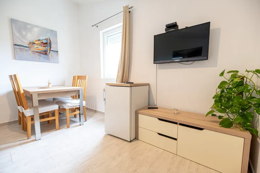 Studio Apartment Oseka - Image 1