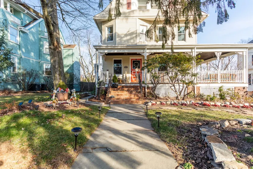 Chez Sherry | 5 Beds | Near MetLife Stadium - Image 1