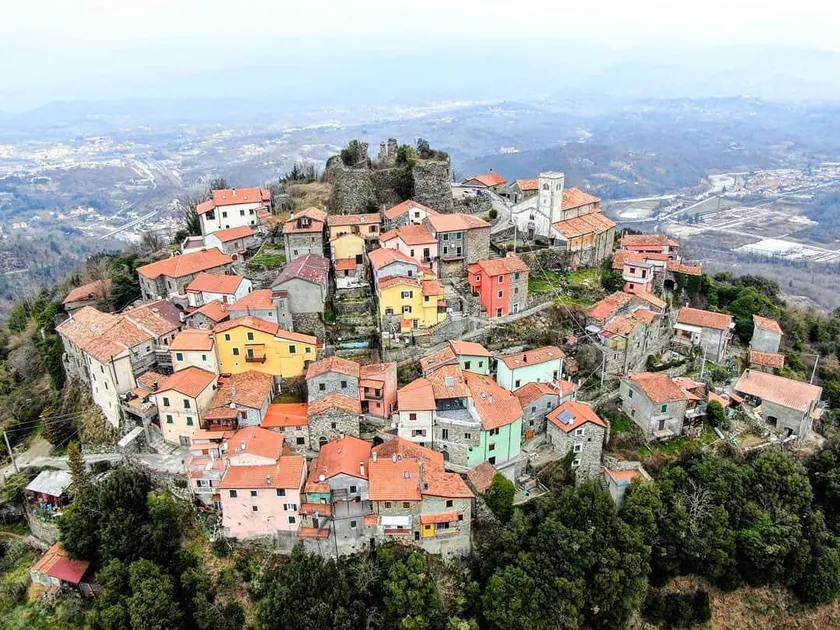 At the Castle of Bibola - on the Via Francigena - Image 1