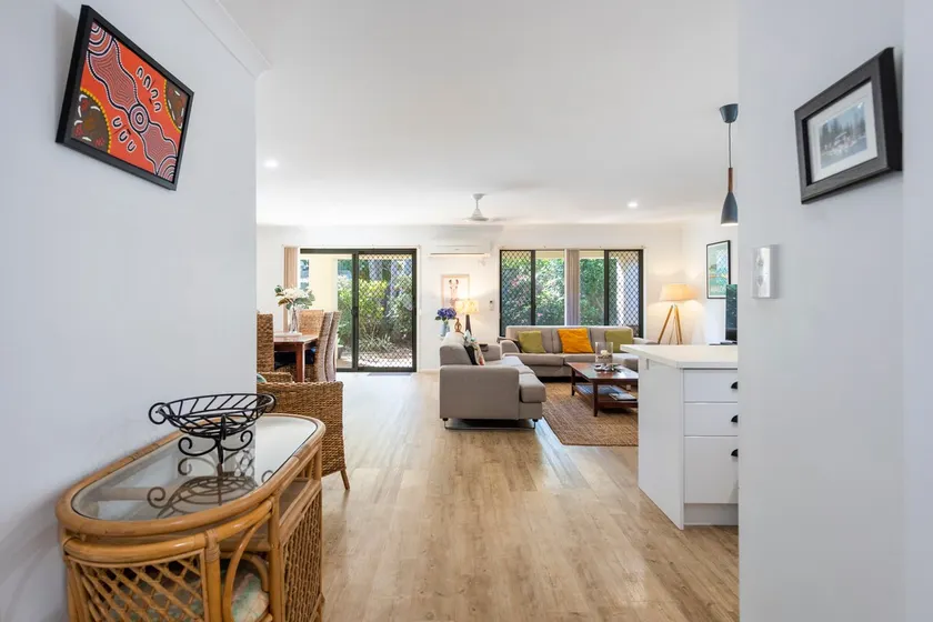 32 Beachside - LJHooker Yamba - Image 1
