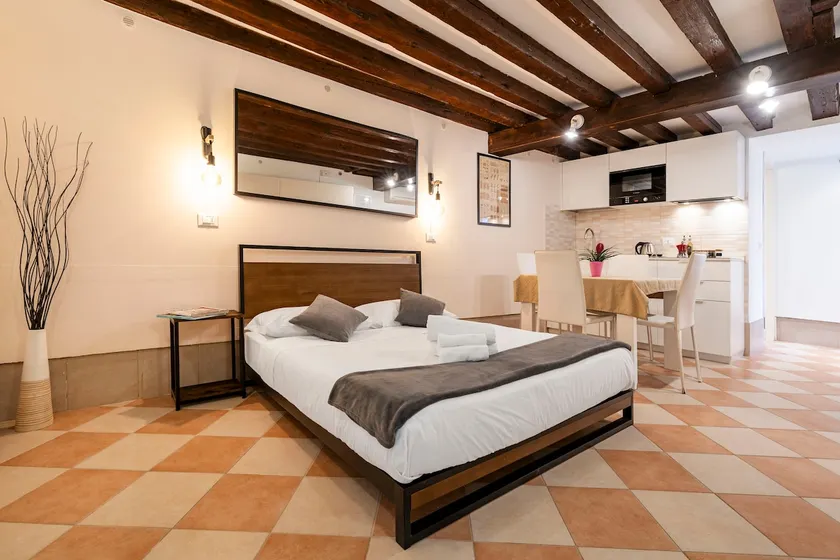 Fenix Colombina in Biennale - Your little house - Image 1
