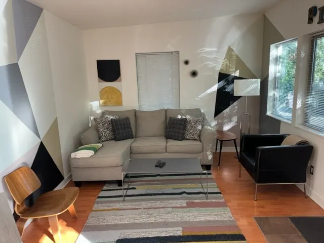 Modern Architect-designed House - Image 1