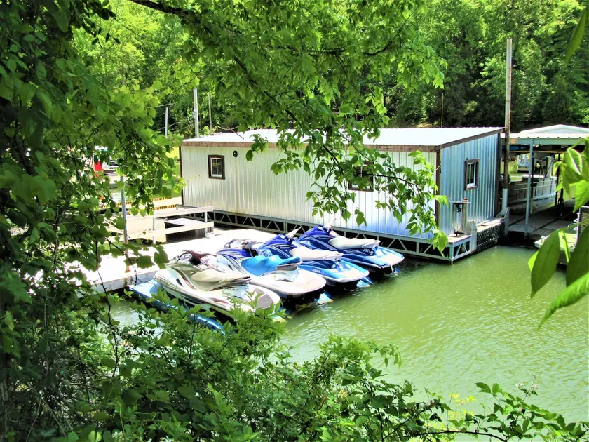 The Chickadee ~Lakeview~Peaceful ~Pool - Image 1