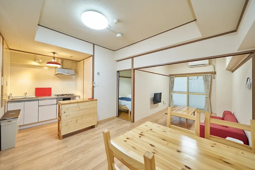 Kunimaru's apartment, right in front of Sendai Chuo Police Station, 3 minutes from the station, family apartment. - Image 1