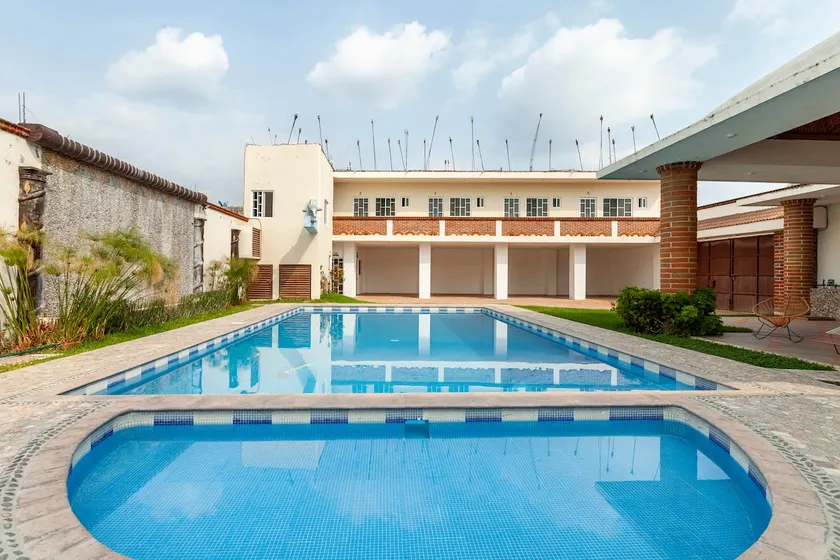 Villitas Cocoyoc Pool with optional boiler - Image 1