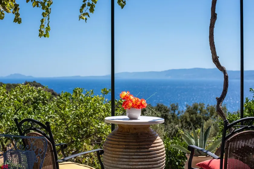 Seaview cottage in Mavrata close to Katelios - Image 1