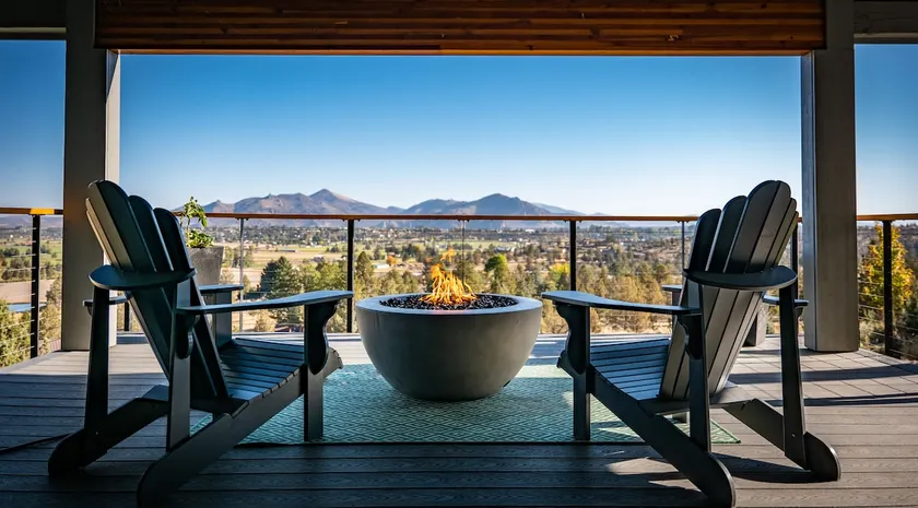 Smith Rock Contemporary - Image 1