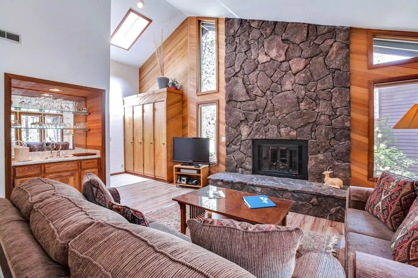 Cozy 2 br near SunRiver Village-Pool-Hot Tub-SHARC - Image 1