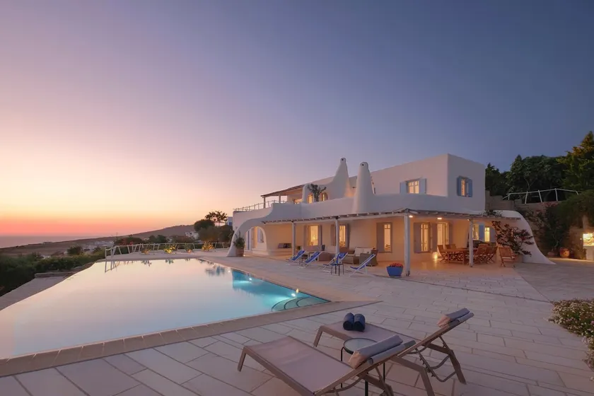 Spacious Luxury Villa Delion-stunning sunset&bay view, infinity pool, by beaches - Image 1