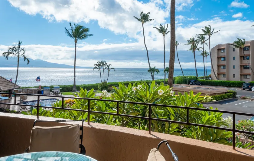 Cozy Retreat With Ocean Views & Luxury Amenities! - Image 1